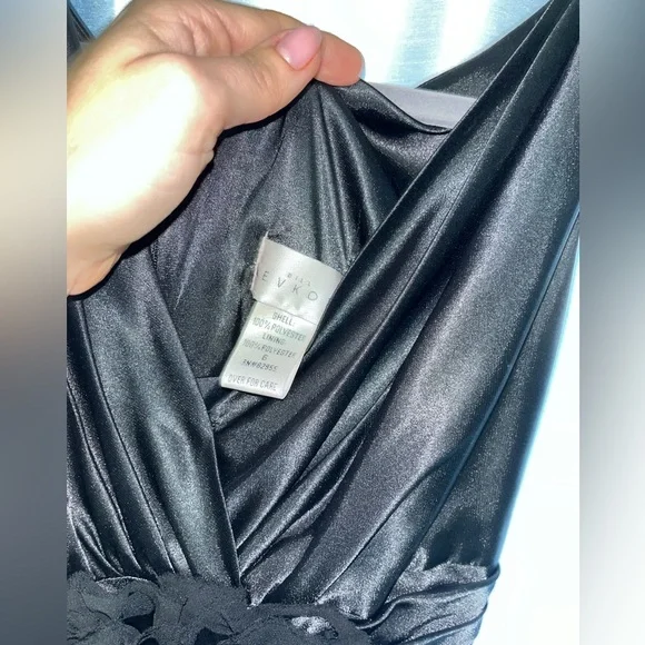 Bill Levkoff Black Long Evening Gown - Picture 3 of 3